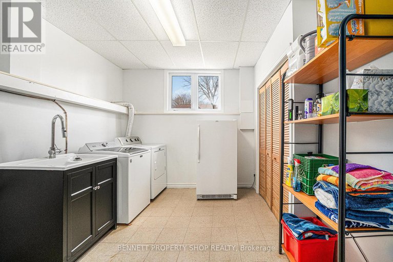 28250060/22-gesner-court/katimavik/ottawa/ontario/K2L3K1_26
