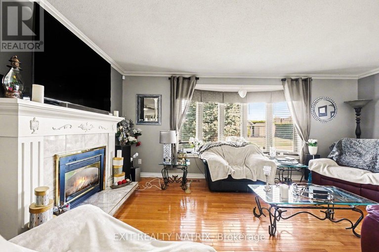 29639067/1402-jamison-avenue/bilberry-creekqueenswood-heights/ottawa/ontario/K1E1J5_6