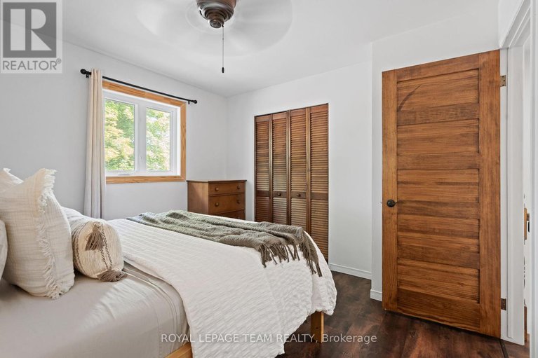 28889224/230-currell-avenue/westborohampton-park/ottawa/ontario/K1Z7J3_17