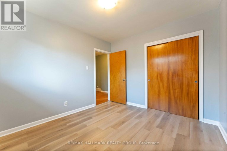 28737782/1921-navaho-drive/bel-air-heights/ottawa/ontario/K2C0T5_24