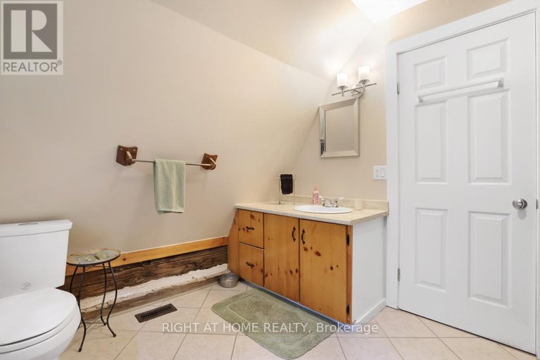 28646324/120-burgess-drive/drummondnorth-elmsley-north-elmsley-twp/drummondnorth-elmsley/ontario/K7H3C5_33