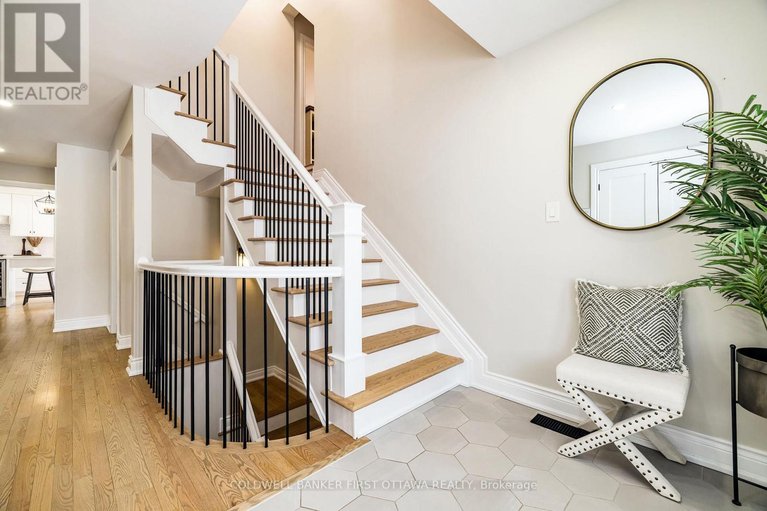 29527335/32-kyle-avenue/stittsville-central/ottawa/ontario/K2S1G9_23