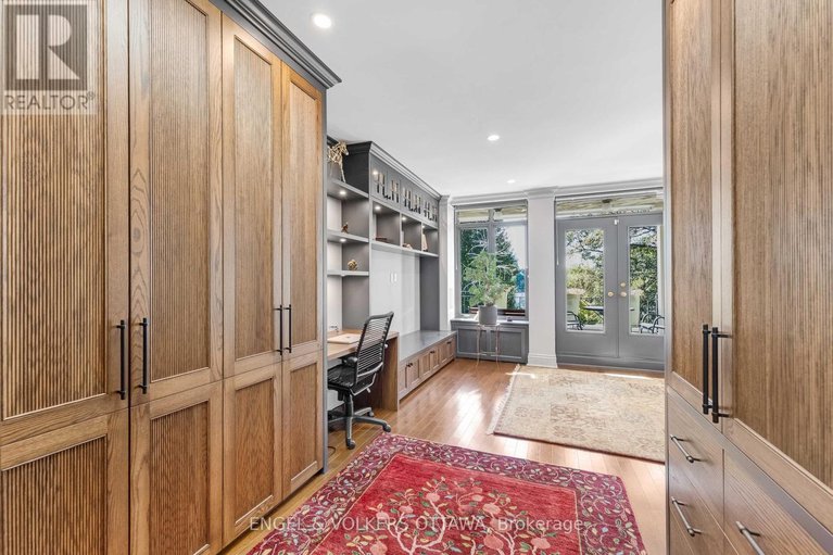 28985007/105-stanley-avenue/new-edinburgh/ottawa/ontario/K1M1N8_26