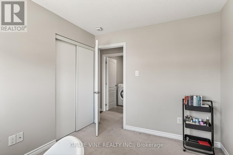 29648464/55-tapadero-avenue/emerald-meadowstrailwest/ottawa/ontario/K2S1B6_26