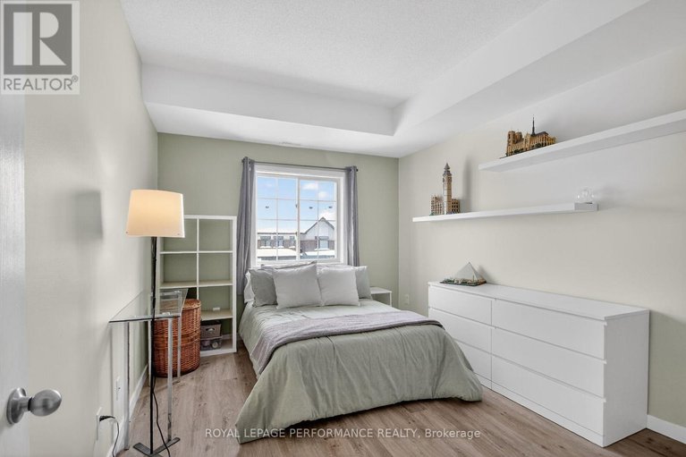 29300835/c-100-artesa-private/emerald-meadowstrailwest/ottawa/ontario/K2S0J8_22