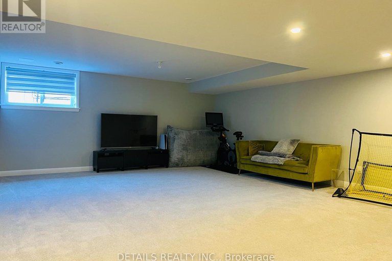 29537581/303-wigwas-street/cfb-rockcliffe-and-area/ottawa/ontario/K1K5A1_40