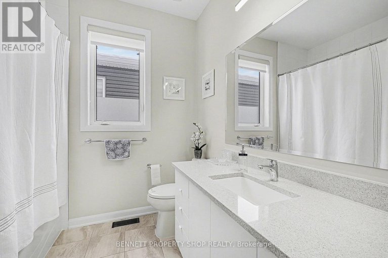 29281183/791-coast-circle/mahogany-community/ottawa/ontario/K4M0N3_18