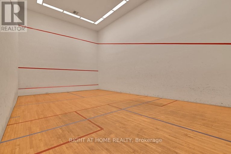 29628512/909-2759-carousel-crescent/emerald-woodssawmill-creek/ottawa/ontario/K1T2N5_35