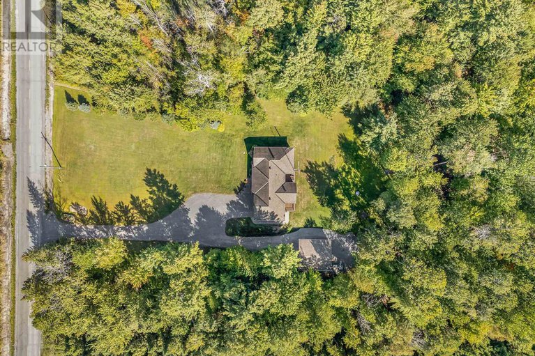 28863479/740-vinette-road/clarencerockland-twp/clarence-rockland/ontario/K0A1N0_35