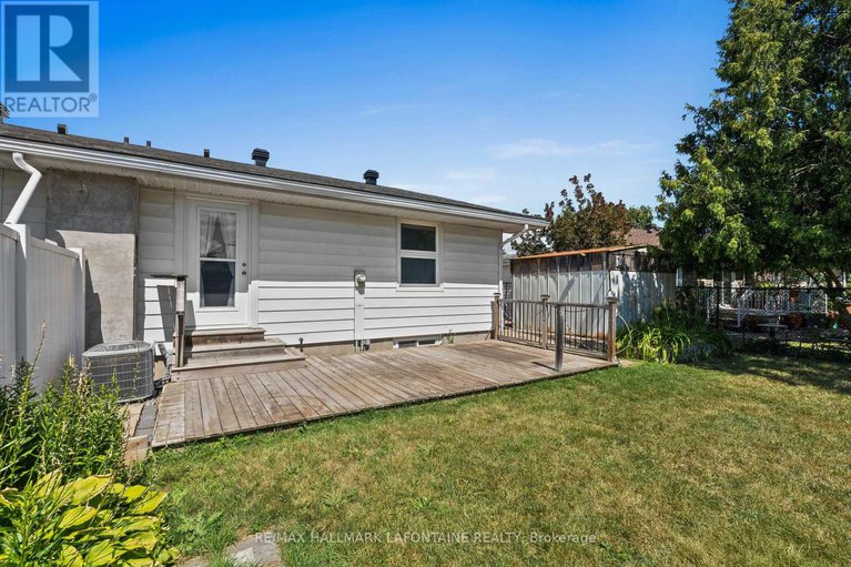 28771288/602-eastvale-drive/beacon-hill-north/ottawa/ontario/K1J6Z6_37