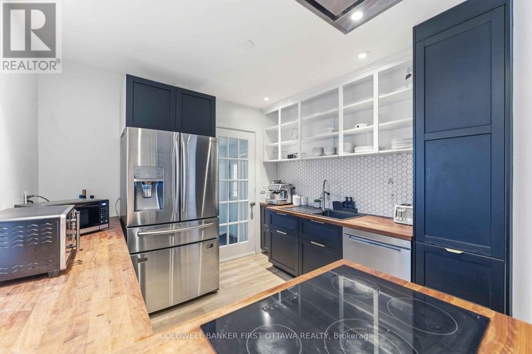 29677913/260-keyworth-avenue/ottawa-westtunneys-pasture/ottawa/ontario/K1Y0G1_11