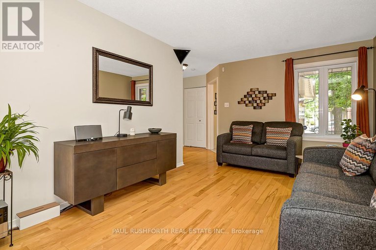 28780596/1853-sunland-drive-s/fallingbrookgardenway-south/ottawa/ontario/K4A3S8_5
