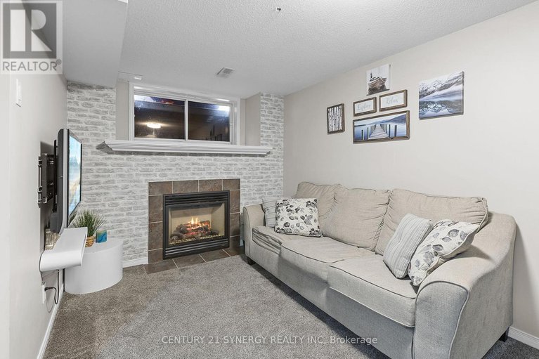 28708974/1790-plainridge-crescent/notting-hillsummerside/ottawa/ontario/K4A0M2_34