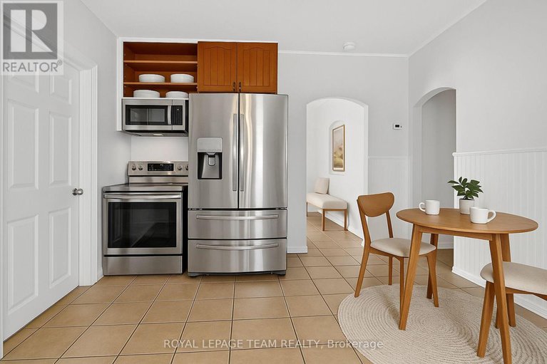 28893264/2822-richmond-road/fairfield-heights/ottawa/ontario/K2B6S5_13