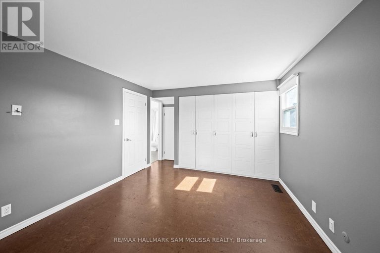 29677666/2750-consul-avenue/bruce-farmgraham-parkqualicumbellands/ottawa/ontario/K2H7H7_22