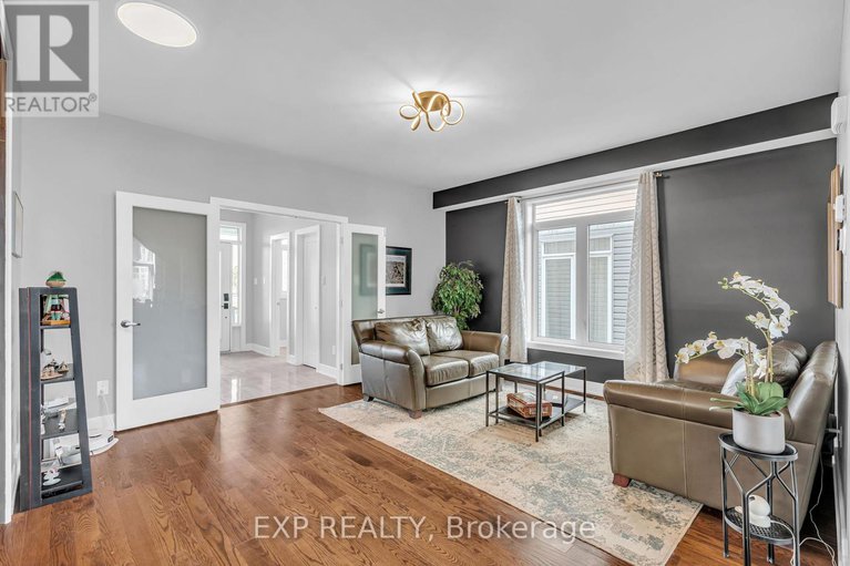 28273592/2114-helene-campbell-road/cedargrovefraserdale/ottawa/ontario/K2J4J2_7