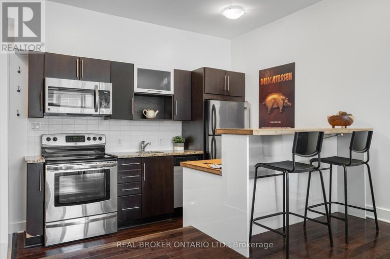 28637796/102-360-cumberland-street/lower-townbyward-market/ottawa/ontario/K1N0B1_6