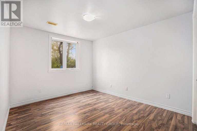 28365245/49-de-la-rive-promenade/embrun/russell/ontario/K0A1W0_25