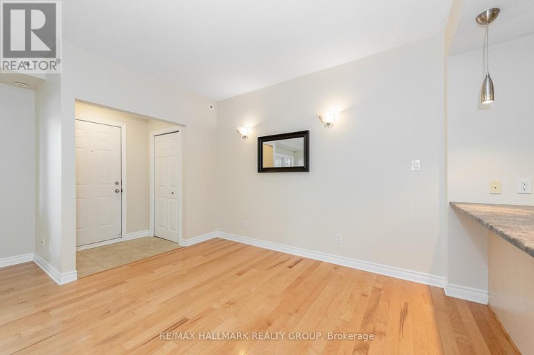 28644331/d-1101-stittsville-main-street/stittsville-north/ottawa/ontario/K2S0C7_14