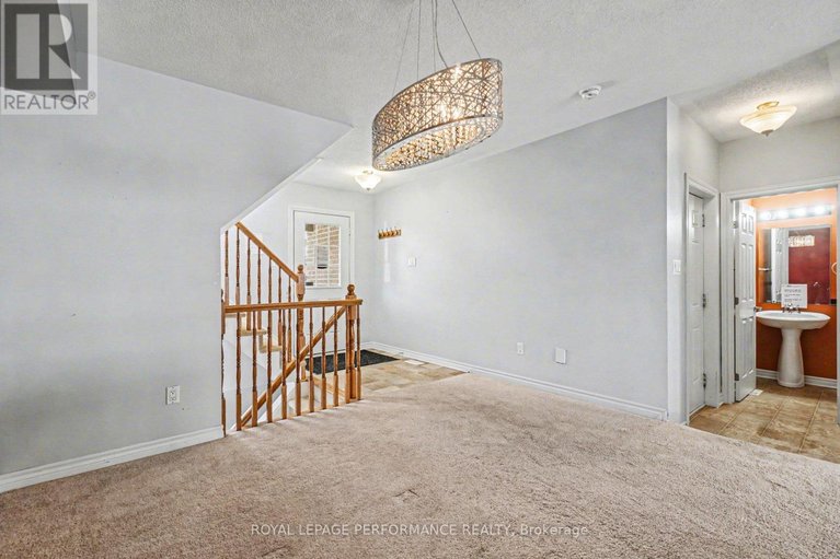 29581427/2733-grand-canal-street/half-moon-bay/ottawa/ontario/K2J0T1_4