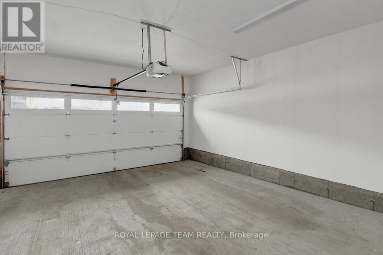 29433481/749-brian-good-avenue/riverside-southgloucester-glen/ottawa/ontario/K4M0E3_48