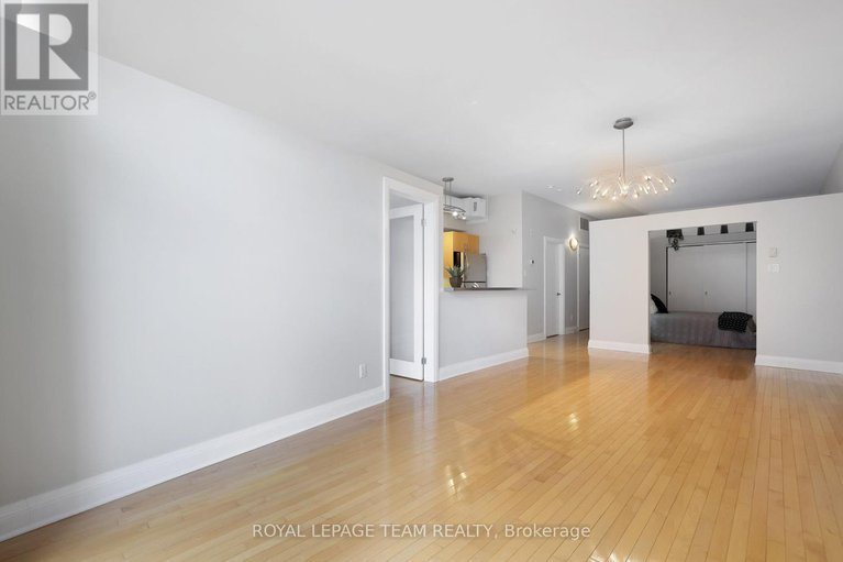 28748602/203-300-powell-avenue/west-centre-town/ottawa/ontario/K1S5T3_9