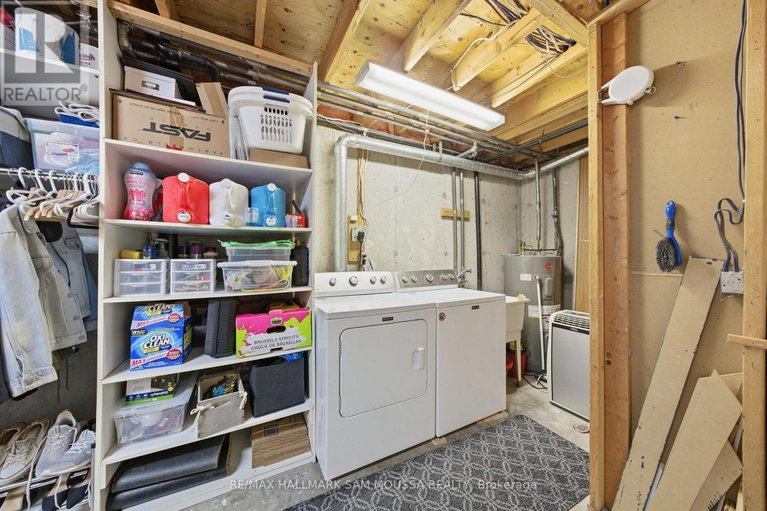 29571968/b-25-woodvale-green/craig-henrywoodvale/ottawa/ontario/K2G4H3_33