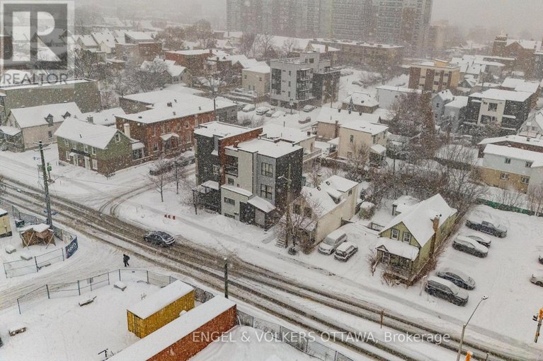 29306612/477-booth-street/west-centre-town/ottawa/ontario/K1R7L1_42