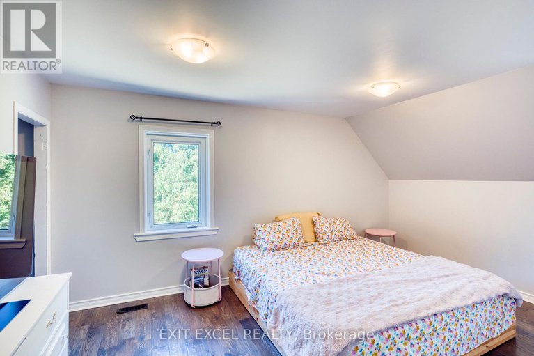 28769458/5490-mactavish-place/osgoode/ottawa/ontario/K0A2W0_24