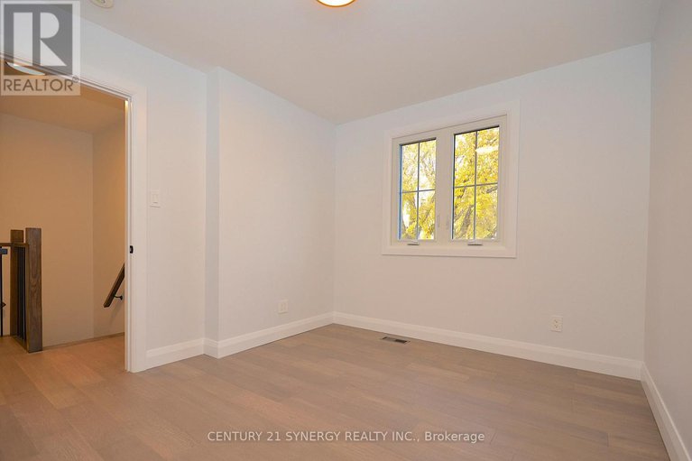 29094498/26-660-hochelaga-street/carson-meadows/ottawa/ontario/K1K2E9_38