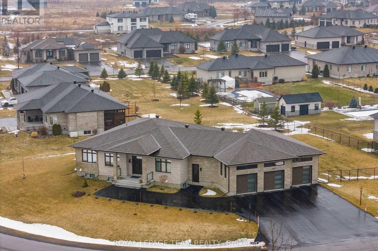 29539782/7125-still-meadow-way/greely/ottawa/ontario/K4P1B8_48