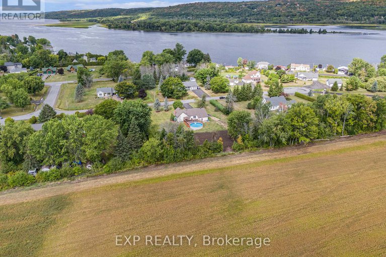 28799332/16-landriault-avenue/champlain-twp/champlain/ontario/K0B1K0_36