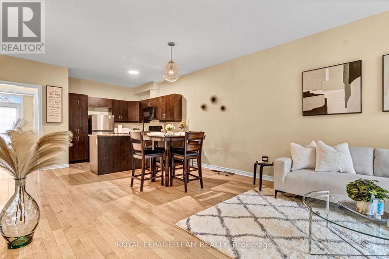 28548411/b-96-stonehaven-drive/bridlewood/ottawa/ontario/K2M0C4_8