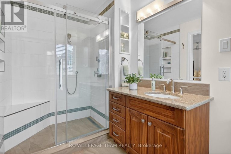 29591881/210-hunterbrook-street-n/morgans-grantsouth-march/ottawa/ontario/K2K0E6_29