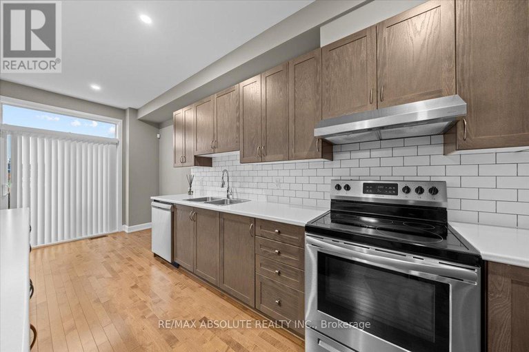 28578838/169-bandelier-way/stittsville-north/ottawa/ontario/K2S2J5_10