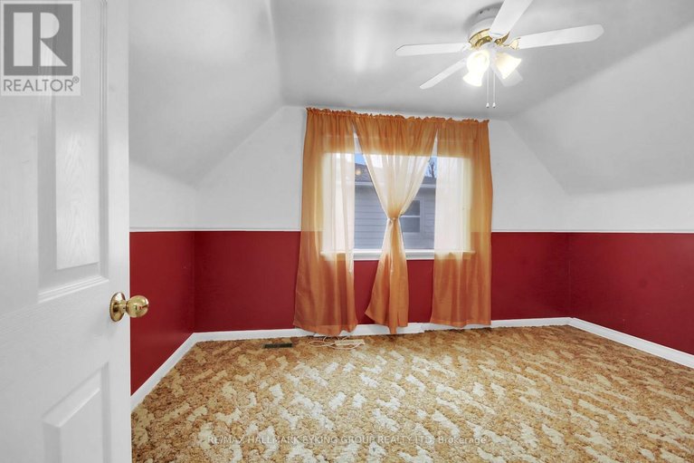 29614145/2018-olympia-crescent/elmvale-acresurbandale/ottawa/ontario/K1G2B4_23