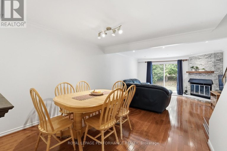 29570423/6442-bilberry-drive/orleans-wood/ottawa/ontario/K1C4P3_11