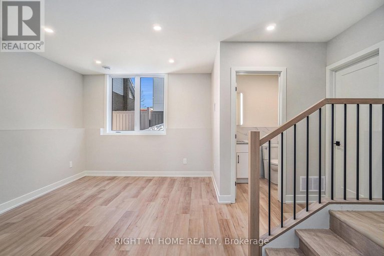 28471973/581-codds-road-n/cfb-rockcliffe-and-area/ottawa/ontario/K1K2G6_23