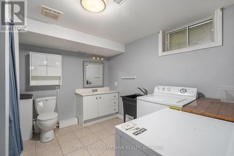 29047686/1218-upton-road/manotick-south-to-roger-stevens/ottawa/ontario/K4M1B3_26