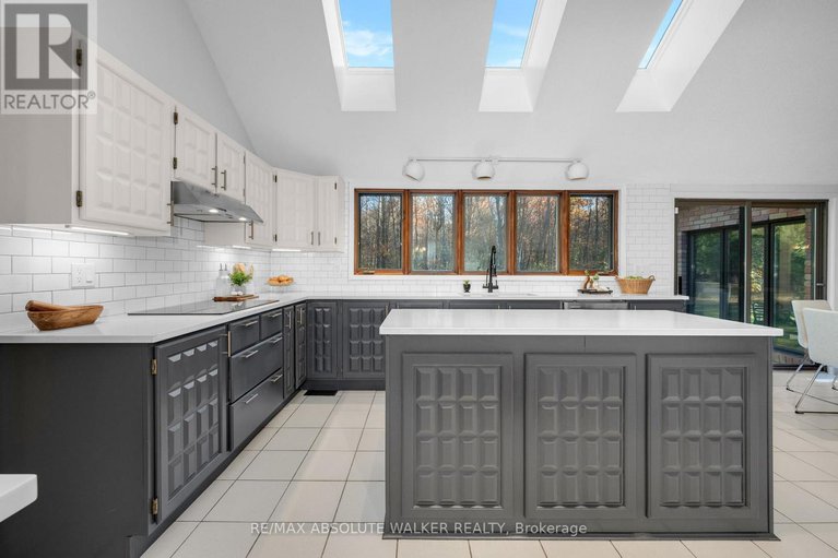 29051977/108-margaret-anne-drive/huntley-ward-south-east/ottawa/ontario/K0A1L0_12