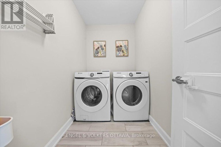 29402076/624-geneva-crescent/embrun/russell/ontario/K0A1W0_34