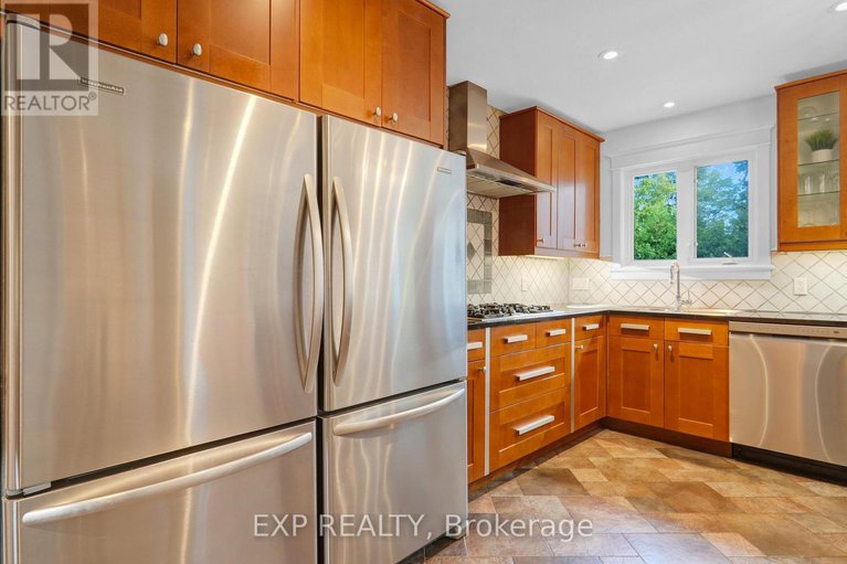 27934757/72-delong-drive/rothwell-heights/ottawa/ontario/K1J7E1_9