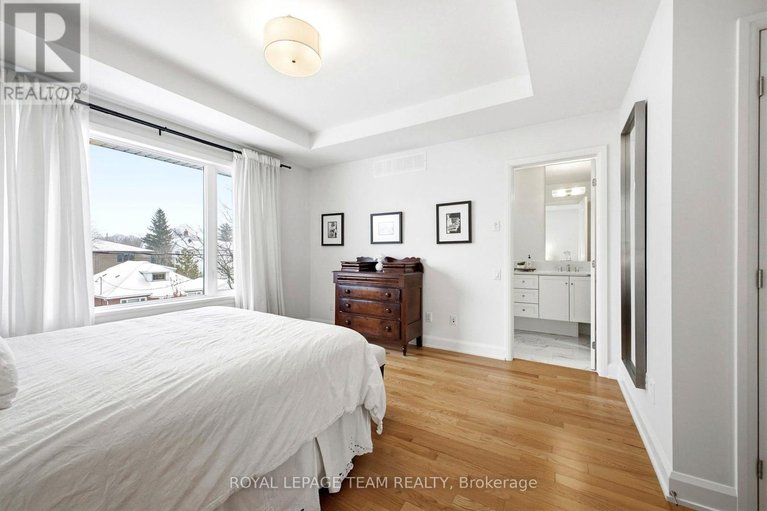 29635214/526-edison-avenue/mckellarhighland/ottawa/ontario/K2A3Y5_19