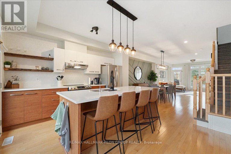 28279535/104-lionel-private/springridgeeast-village/ottawa/ontario/K4A0X1_3