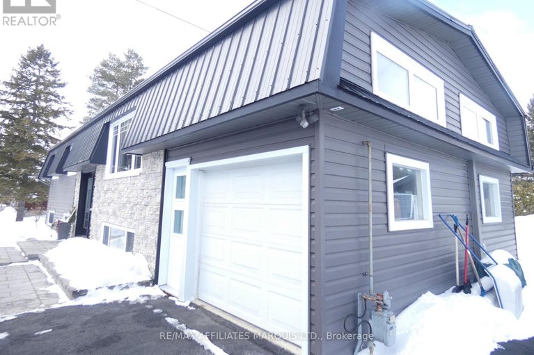 29417748/20391-park-crescent/south-glengarry-charlottenburgh-twp/south-glengarry/ontario/K0C1L0_3