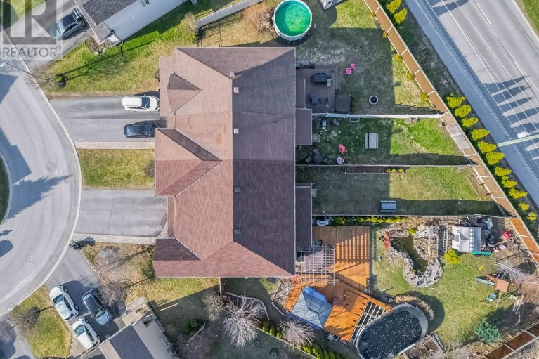 29654933/1998-pennyroyal-crescent/notting-hillsummerside/ottawa/ontario/K4A0S7_33