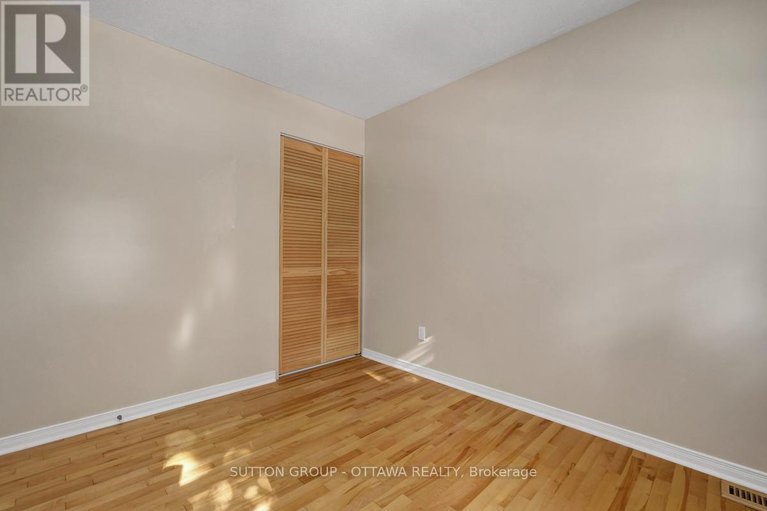 28649208/1677-bottriell-way-n/fallingbrookpineridge/ottawa/ontario/K4A1W1_33
