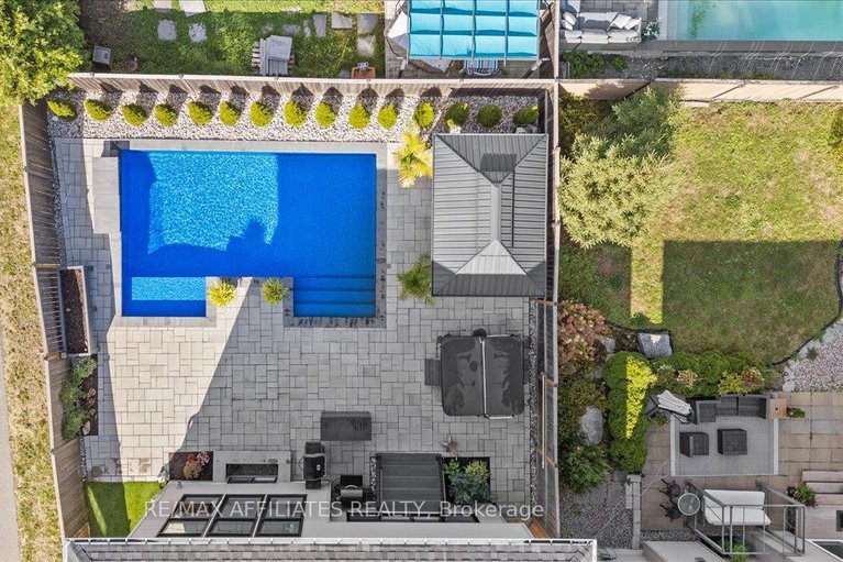 29011436/308-equine-way/emerald-meadowstrailwest/ottawa/ontario/K2V0A7_2