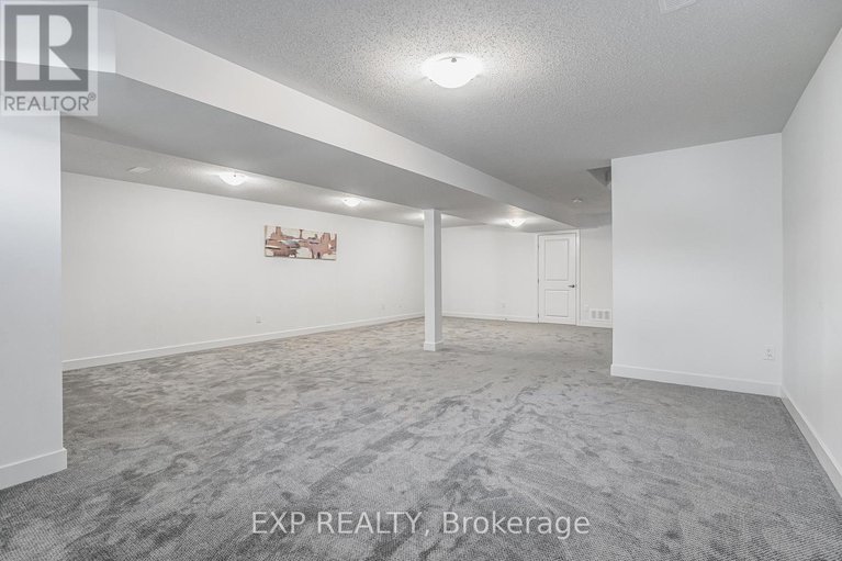 29063220/92-big-dipper-street/riverside-southgloucester-glen/ottawa/ontario/K4M0L9_24