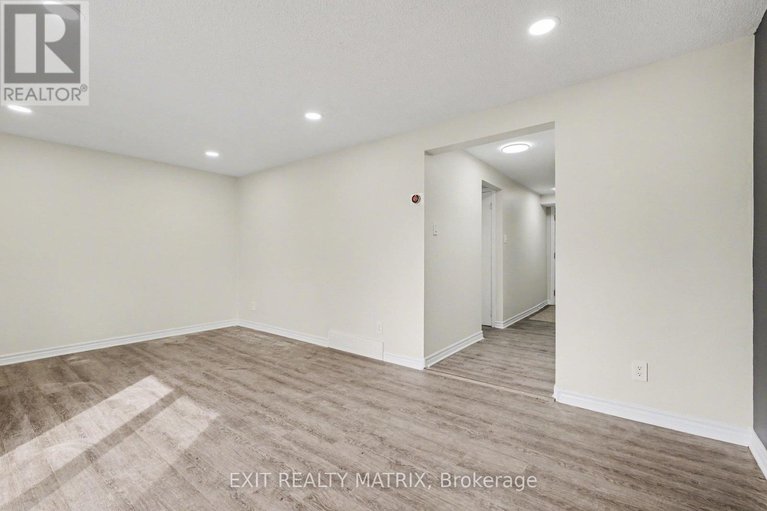 29672750/b-1468-heatherington-road/heron-gateindustrial-park/ottawa/ontario/K1V6S1_9